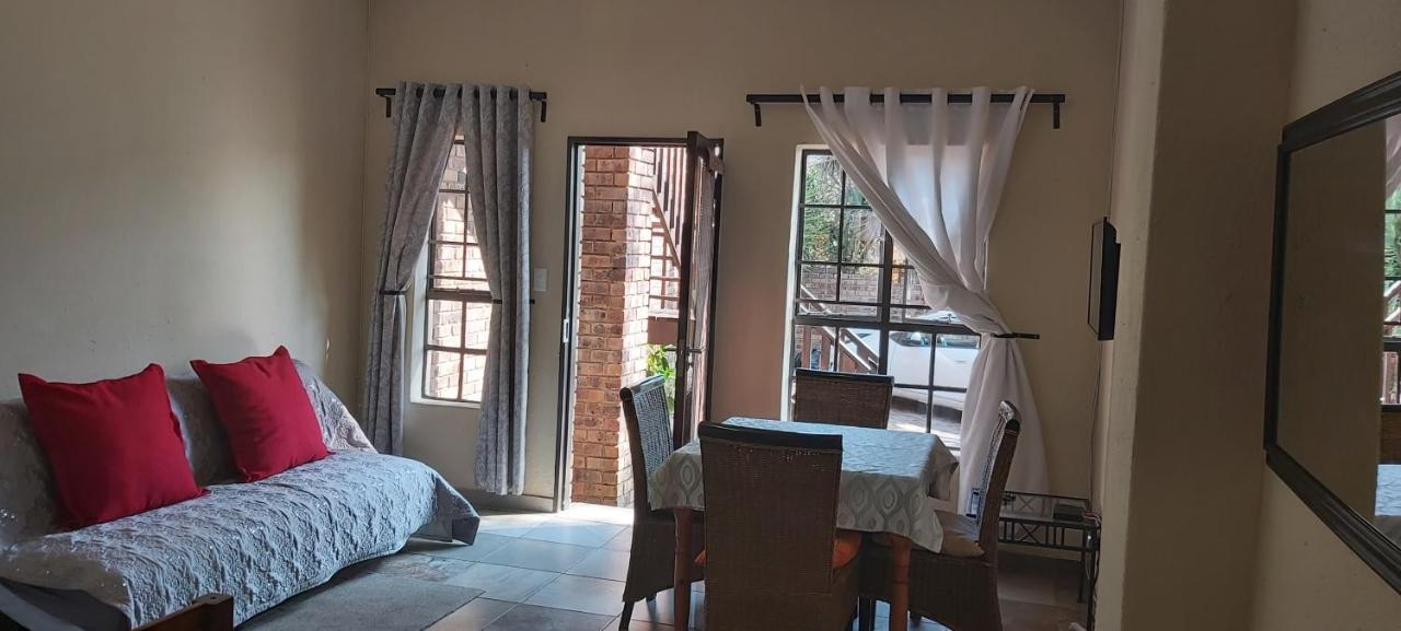 Appartement 13 @ Rhinoroad Nelspruit à Mbombela Extérieur photo