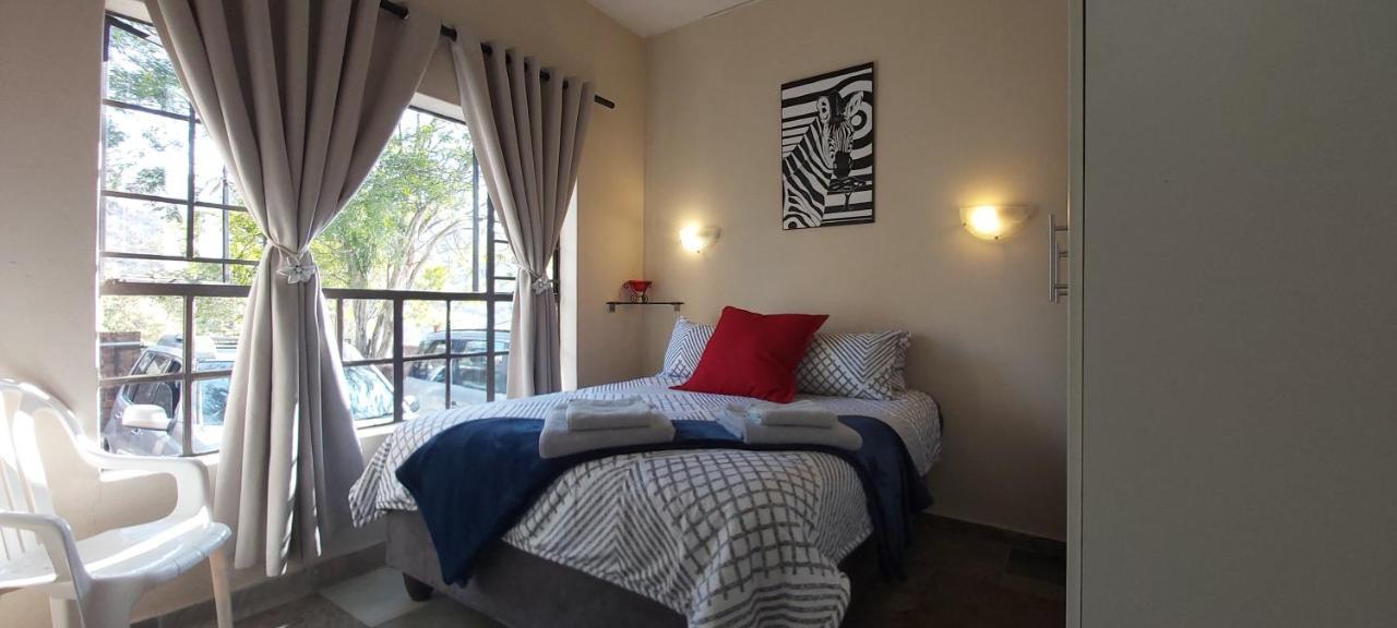 Appartement 13 @ Rhinoroad Nelspruit à Mbombela Extérieur photo